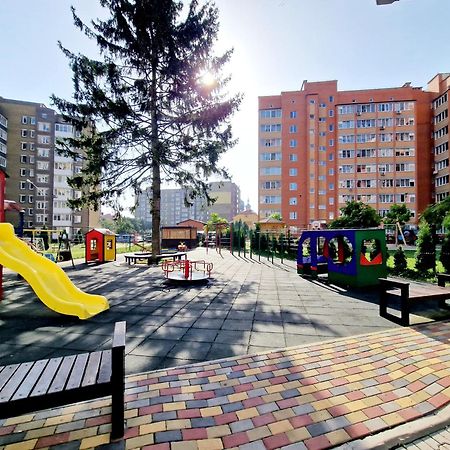 Apartament On Chornovola, 40 Жк "Варварівка" Луцк Экстерьер фото